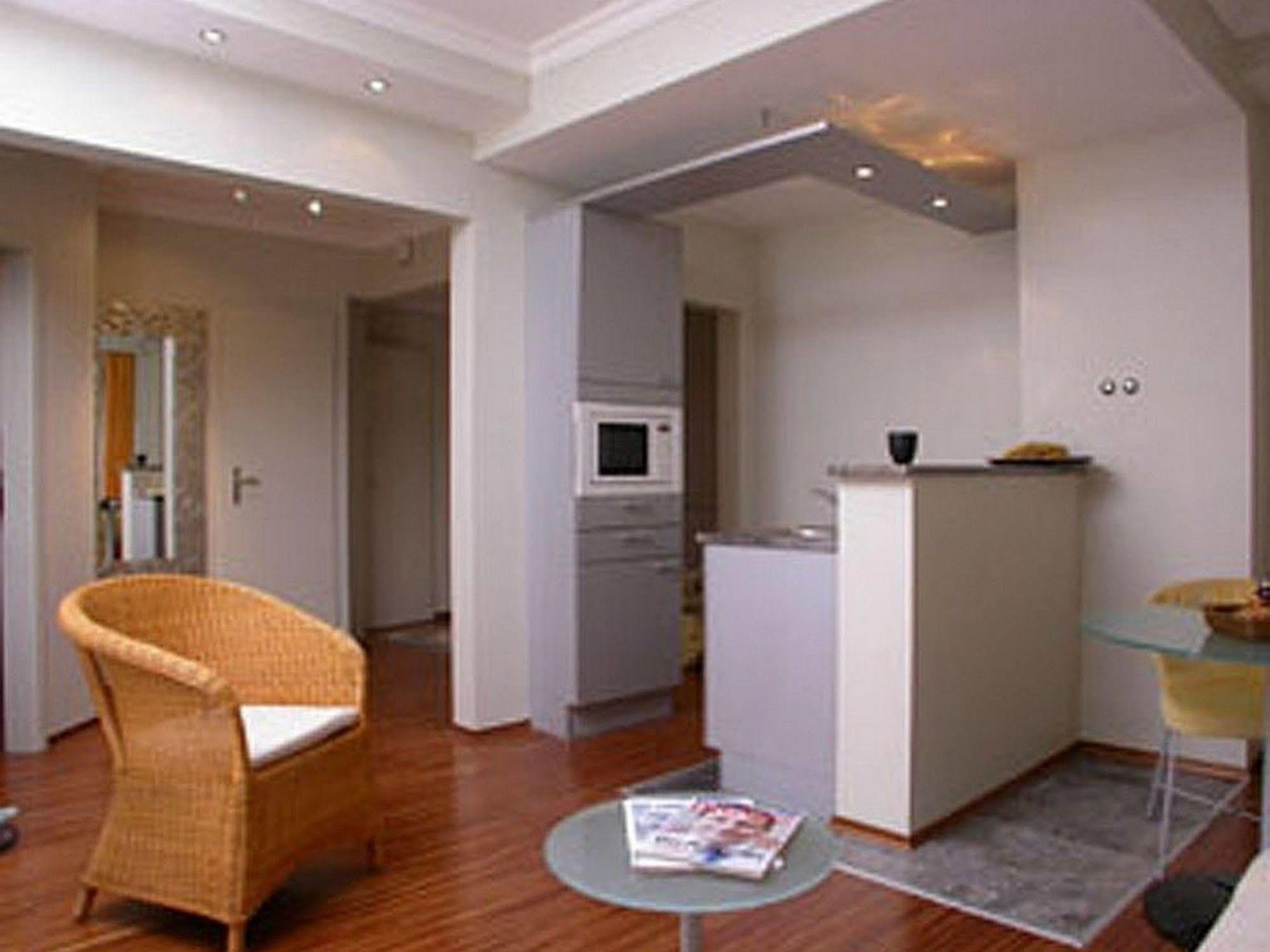 Visionapartments Waffenplatzstrasse - Contactless Check-In Zürich Eksteriør billede